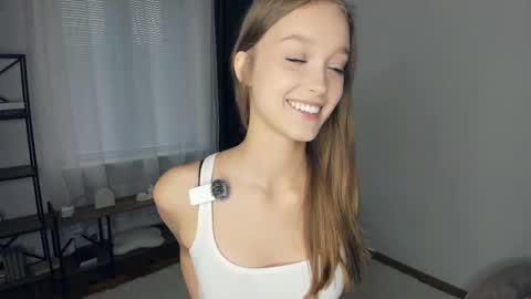 Serena online show from October 13, 2025, 8:36 am