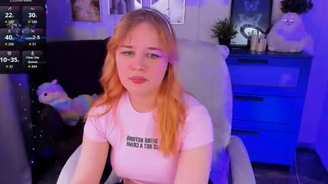 Snapshot of alicepopsy chatting on October 29, 2025, 11:23 am Alice online show from October 29, 2025, 11:23 am