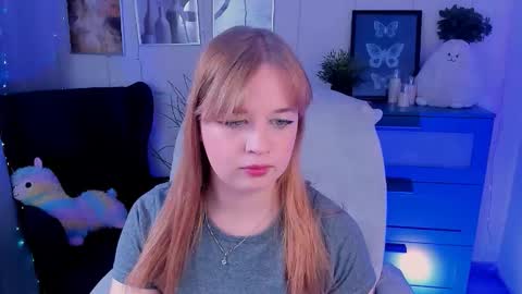Snapshot of alicepopsy chatting on November 23, 2025, 10:48 am Alice online show from November 23, 2025, 10:48 am