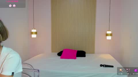 AliceRoss online show from June 11, 2026, 12:32 am