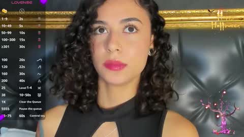 Snapshot of alicestevens_ chatting on October 23, 2025, 1:10 pm Alicestevens online show from October 23, 2025, 1:10 pm