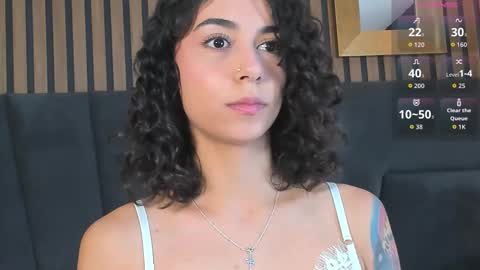 Snapshot of alicestevens_ chatting on October 24, 2025, 1:29 pm Alicestevens online show from October 24, 2025, 1:29 pm