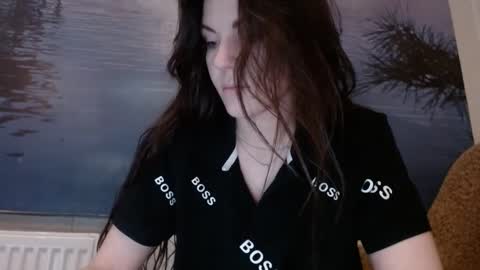 Snapshot of alicetailorrr chatting on February 16, 2025, 2:21 pm AliceTailorrr online show from February 16, 2025, 2:21 pm