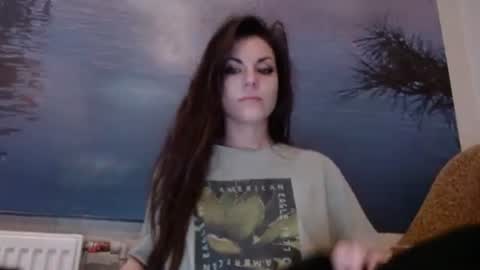 Snapshot of alicetailorrr chatting on February 24, 2025, 5:43 am AliceTailorrr online show from February 24, 2025, 5:43 am
