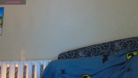 AliceWoolfy online show from November 9, 2025, 9:13 pm