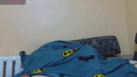 AliceWoolfy online show from November 11, 2025, 11:16 pm