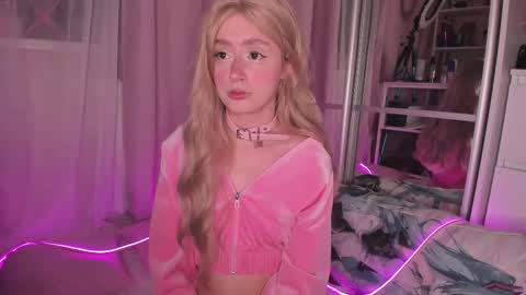 from wonderland online show from November 13, 2025, 3:55 pm