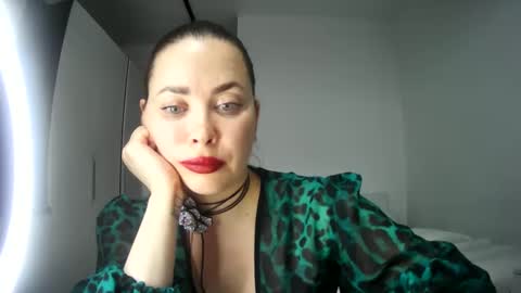 AlicexFresh online show from March 9, 2025, 8:31 pm