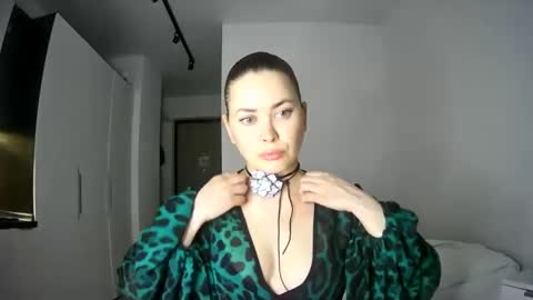AlicexFresh online show from March 10, 2025, 4:35 pm