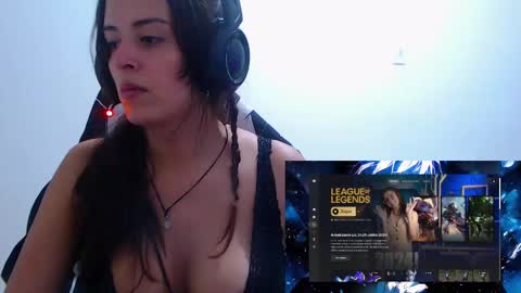 Alice  alice yuuki  online show from December 17, 2024, 11:16 pm