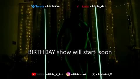 Snapshot of alicia_art_ chatting on April 25, 2026, 2:14 pm Alicia online show from April 25, 2026, 2:14 pm