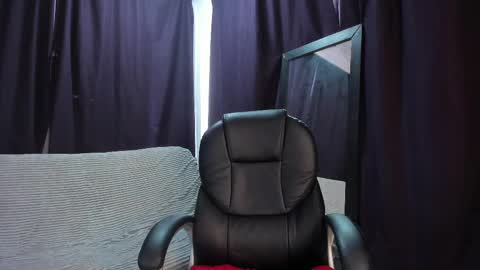 Alicia online show from January 29, 2025, 7:11 pm