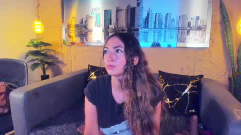 Alicia online show from April 7, 2026, 3:40 am