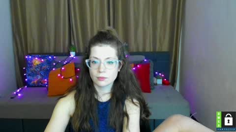 Alicia online show from January 12, 2025, 4:31 am