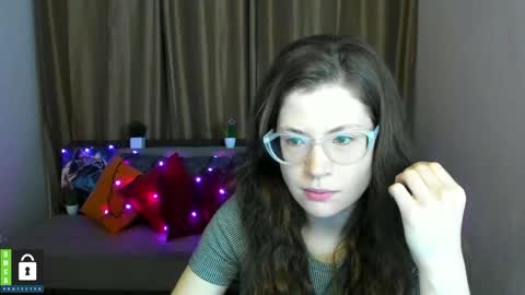 Alicia online show from January 23, 2025, 6:35 pm