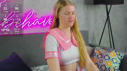 Snapshot of alicia_hars chatting on April 8, 2026, 11:05 pm Alicia 2 GMT 3am-9am TueThuFriSun 9am-15pm Sat online show from April 8, 2026, 11:05 pm