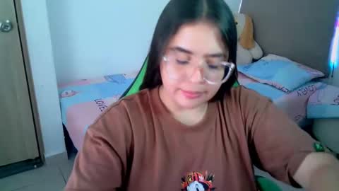 Snapshot of alicia_hotxx chatting on February 23, 2025, 11:47 pm alison online show from February 23, 2025, 11:47 pm