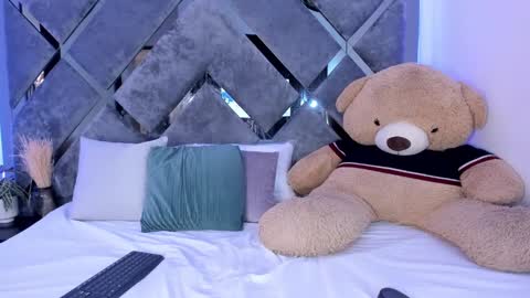 Snapshot of alicia_jerez1 chatting on December 12, 2024, 2:44 pm Alice  online show from December 12, 2024, 2:44 pm