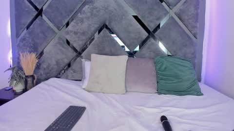 Snapshot of alicia_jerez1 chatting on February 10, 2025, 1:22 pm Alice  online show from February 10, 2025, 1:22 pm