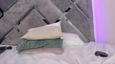 Snapshot of alicia_jerez1 chatting on February 12, 2025, 7:56 pm Alice  online show from February 12, 2025, 7:56 pm