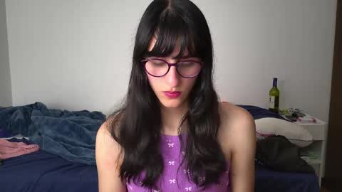 Snapshot of alicia_love29 chatting on February 22, 2025, 5:57 pm Alice online show from February 22, 2025, 5:57 pm