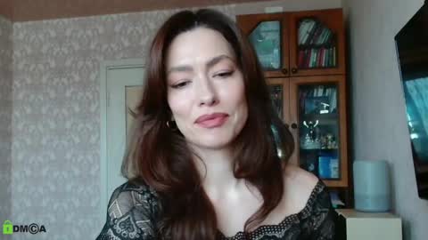 Alicia online show from May 6, 2026, 4:41 am