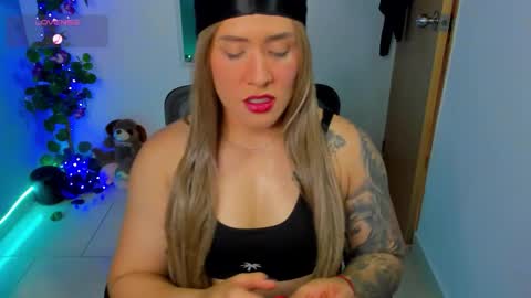 Snapshot of aliciaballard chatting on October 9, 2025, 8:40 pm Jennyfer online show from October 9, 2025, 8:40 pm