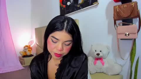 Snapshot of aliciabiden chatting on September 30, 2025, 5:12 am aliciabiden online show from September 30, 2025, 5:12 am