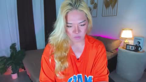 Snapshot of aliciacum chatting on November 15, 2025, 11:40 am aliciacum online show from November 15, 2025, 11:40 am