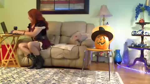 Snapshot of aliciadehart181 chatting on October 19, 2025, 7:47 pm Alicia deHart Help me reach 1000 Followers. Its FREE online show from October 19, 2025, 7:47 pm