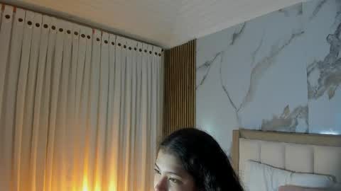 Snapshot of alicialevy chatting on May 30, 2026, 10:23 am LUNA online show from May 30, 2026, 10:23 am