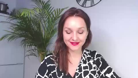 Alicia online show from December 10, 2024, 11:11 am