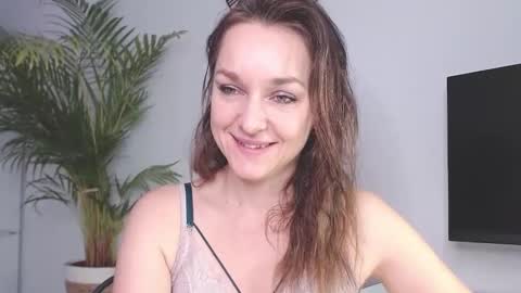 Alicia online show from January 27, 2025, 7:56 am