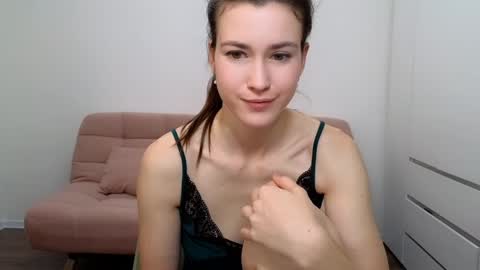 alicianoveli online show from December 14, 2024, 8:13 am