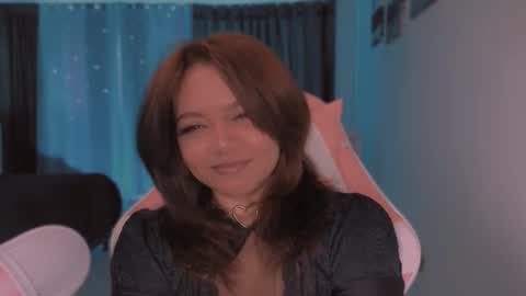 aliciawonderland__ online show from February 21, 2025, 6:59 pm