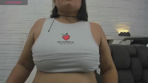 Snapshot of alicie_green chatting on May 12, 2026, 1:58 am im tutti online show from May 12, 2026, 1:58 am
