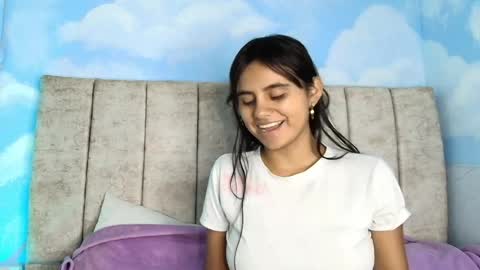 Aliclark online show from April 25, 2026, 7:11 pm