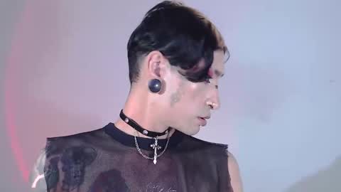     online show from December 11, 2024, 3:56 am