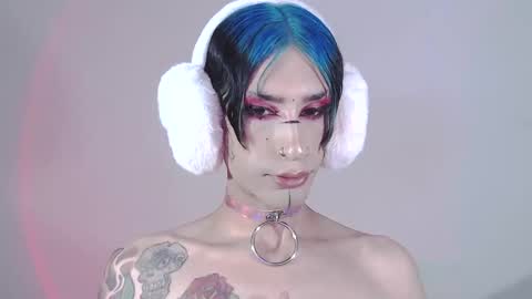     online show from January 15, 2025, 4:47 am