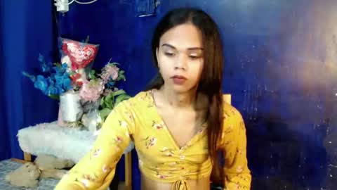 aliexagrey online show from November 13, 2025, 8:35 am