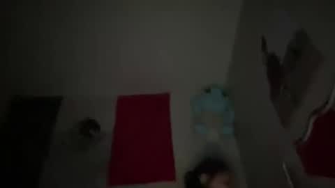 alihandra_ale online show from September 29, 2025, 2:49 am