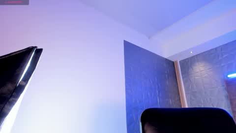 Alice online show from November 29, 2025, 7:50 pm