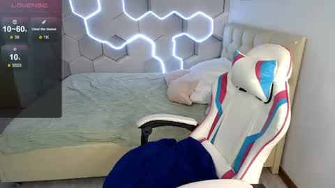 aliicemeow online show from June 27, 2026, 5:56 am
