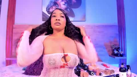 Snapshot of aliisson_cruz chatting on November 4, 2025, 12:26 pm Alisson online show from November 4, 2025, 12:26 pm