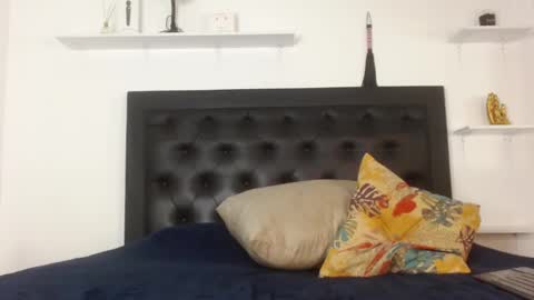 Snapshot of alika_jonhson_ chatting on October 12, 2025, 2:10 am alika_jonhson_ online show from October 12, 2025, 2:10 am