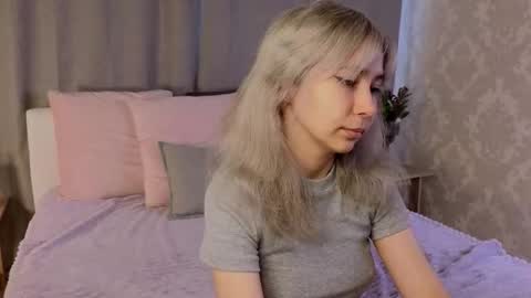 Snapshot of alika_leal chatting on September 11, 2025, 4:12 am Im Alika online show from September 11, 2025, 4:12 am