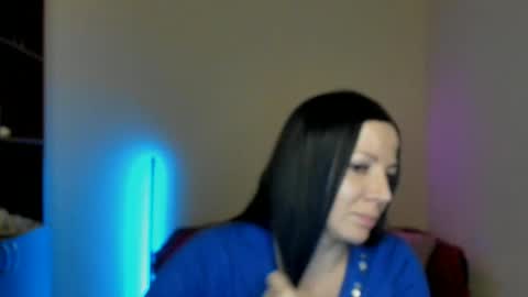 Alika online show from March 6, 2025, 1:46 pm