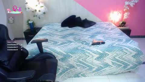 alina09_ online show from December 18, 2025, 5:41 pm