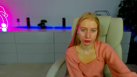 Alina online show from October 14, 2025, 5:41 am