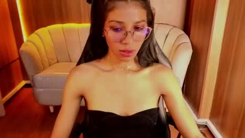 alina_b_ online show from August 8, 2026, 7:49 pm